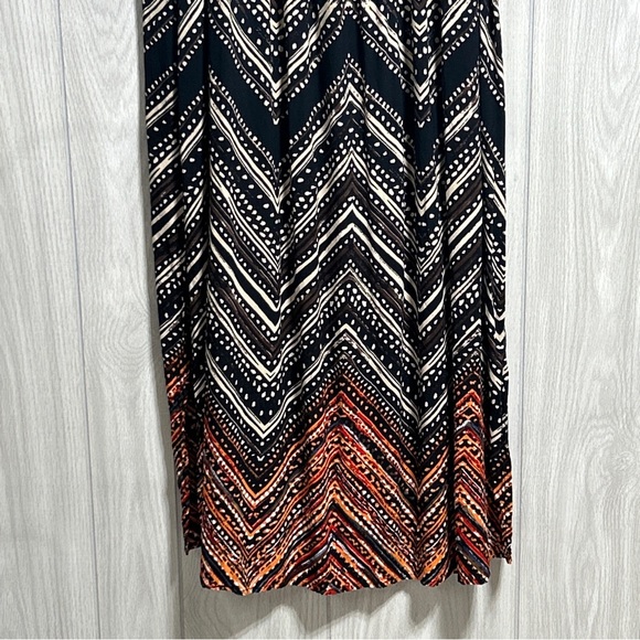 ZOZO Chevron Pattern Maxi Skirt Size Medium - Picture 5 of 10